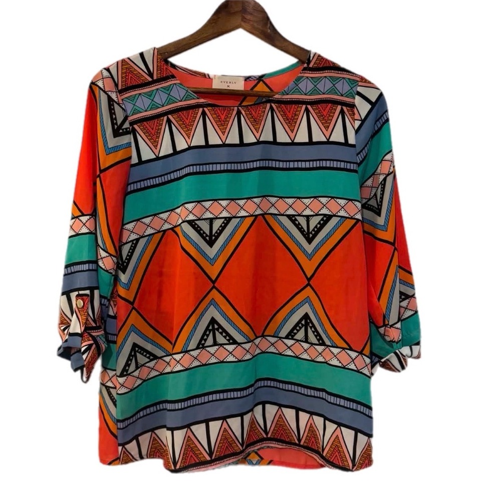 Everly Geometric Tribal Blouse Womens Small Multi Color Excellent Tab Sleeve